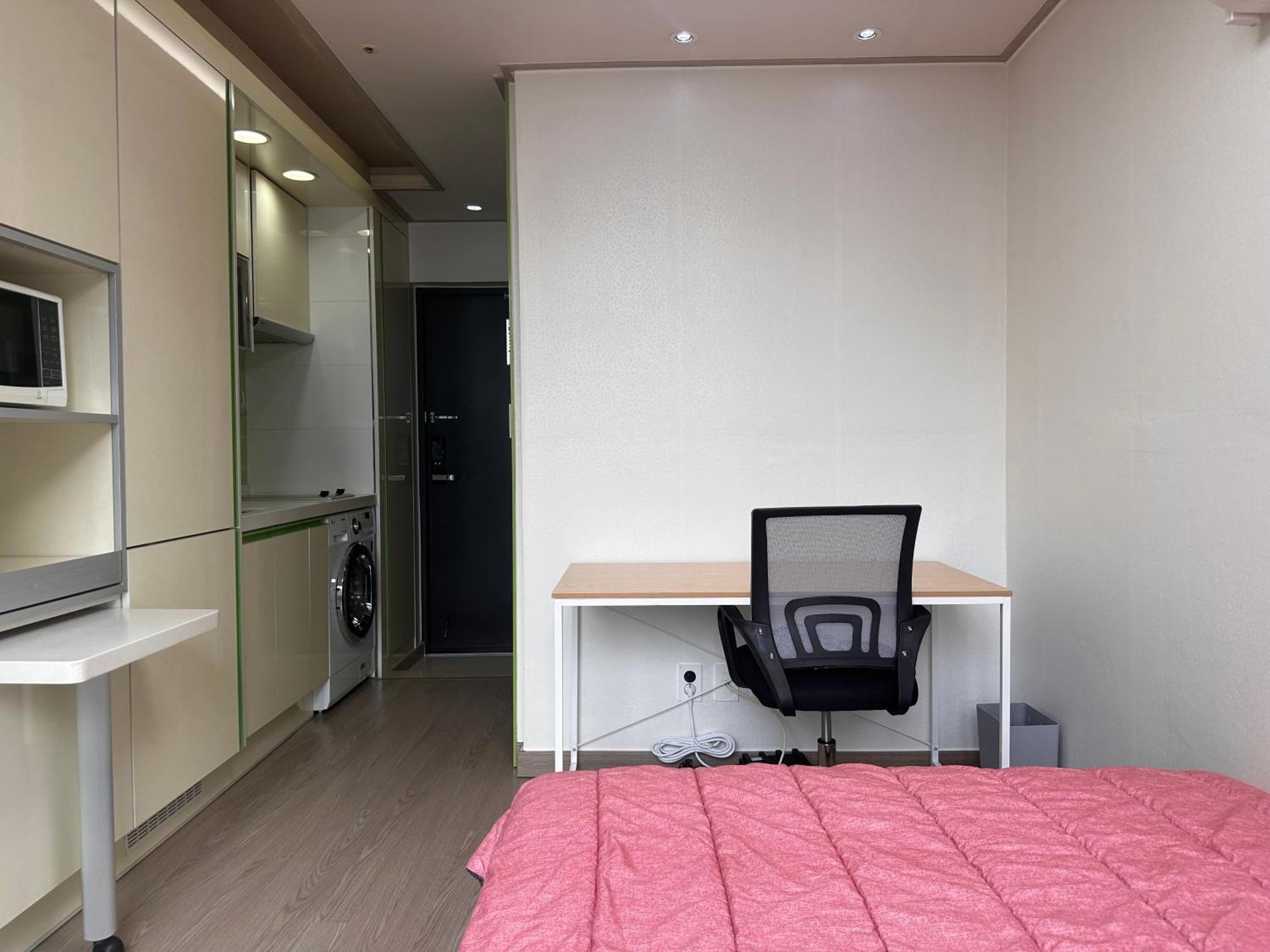 Cozy Near Gasan Digital Complex Station ソウル特別市